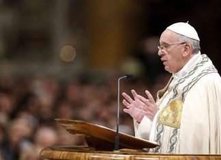 Em canonização de santos brasileiros, Papa Francisco convida os fiéis a voltarem para o primeiro Amor