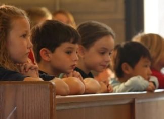 Como despertar o valor da Santa Missa nas crianças?
