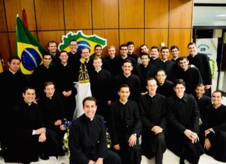 Conheça o destino dos 11 irmãos brasileiros que vão para práticas apostólicas neste ano