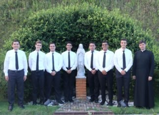 Após candidatado dos Legionários de Cristo, seis jovens passam para a etapa do postulantado