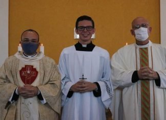 Legionários de Cristo realizam entrega de hábito e profissão religiosa em Arujá/SP