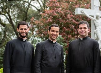Conheça os brasileiros que serão ordenados sacerdotes em maio